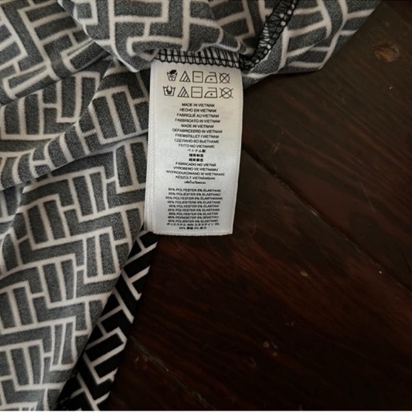 MICHAEL by Michael Kors Geometric Cold Shoulder Blouse - Picture 5 of 8